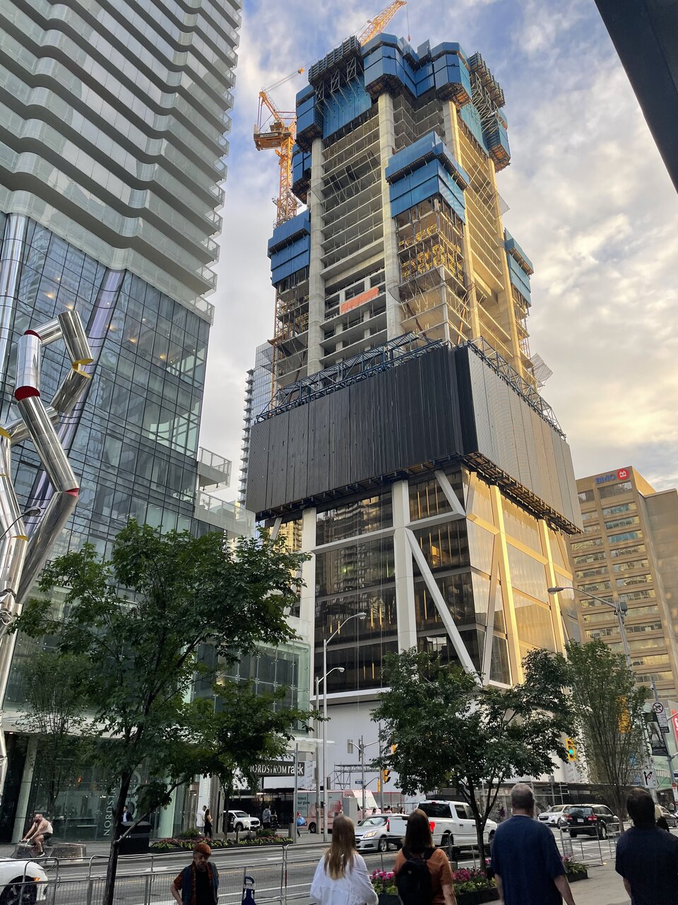Chiều cao của tòa tháp tỷ đô tại Canada do BM Windows cung ứng mặt dựng - Ảnh 1.